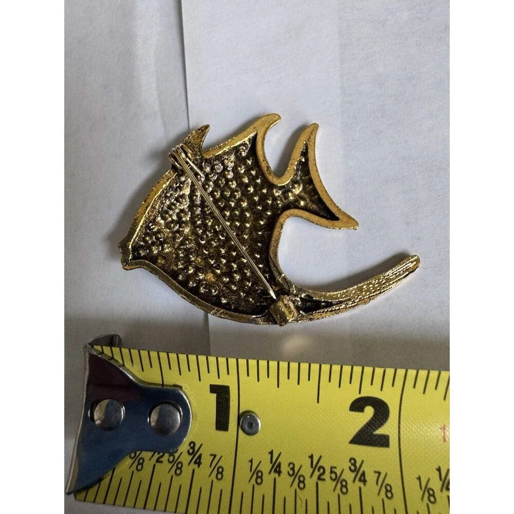 Blue Rhinestone Angelfish Brooch Pin Gold Tone Pave Crystal Sea Fish Jewelry